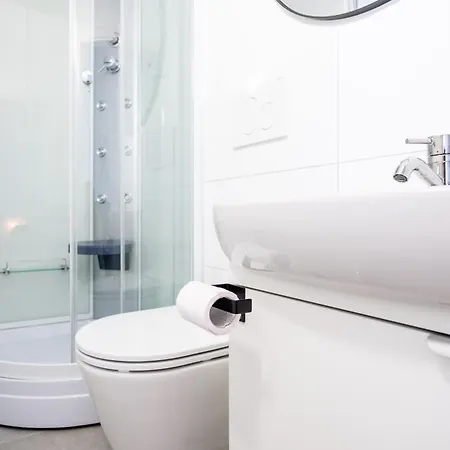 Koehlz Im 1 Og Apartament